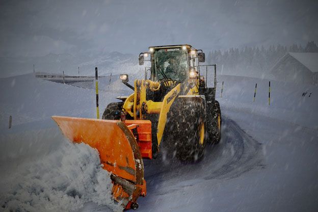 How to get a contract for snow removal business
